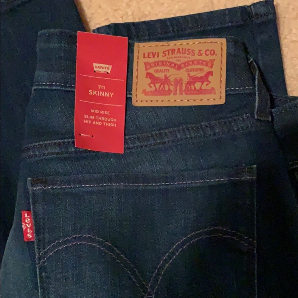 Levi 711 Skinny BWOT 29 x 32